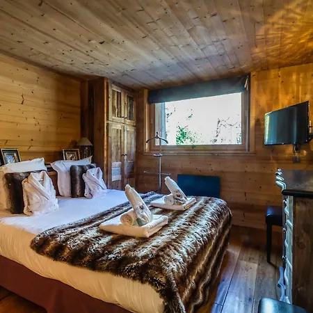 Chalet Hazelnut